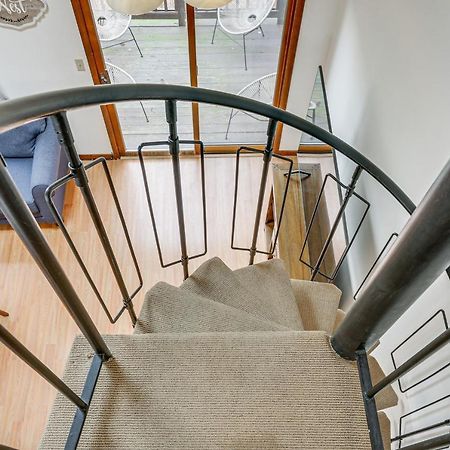 Vernon Township Condo With Balcony Near Ski Lifts! Exterior foto